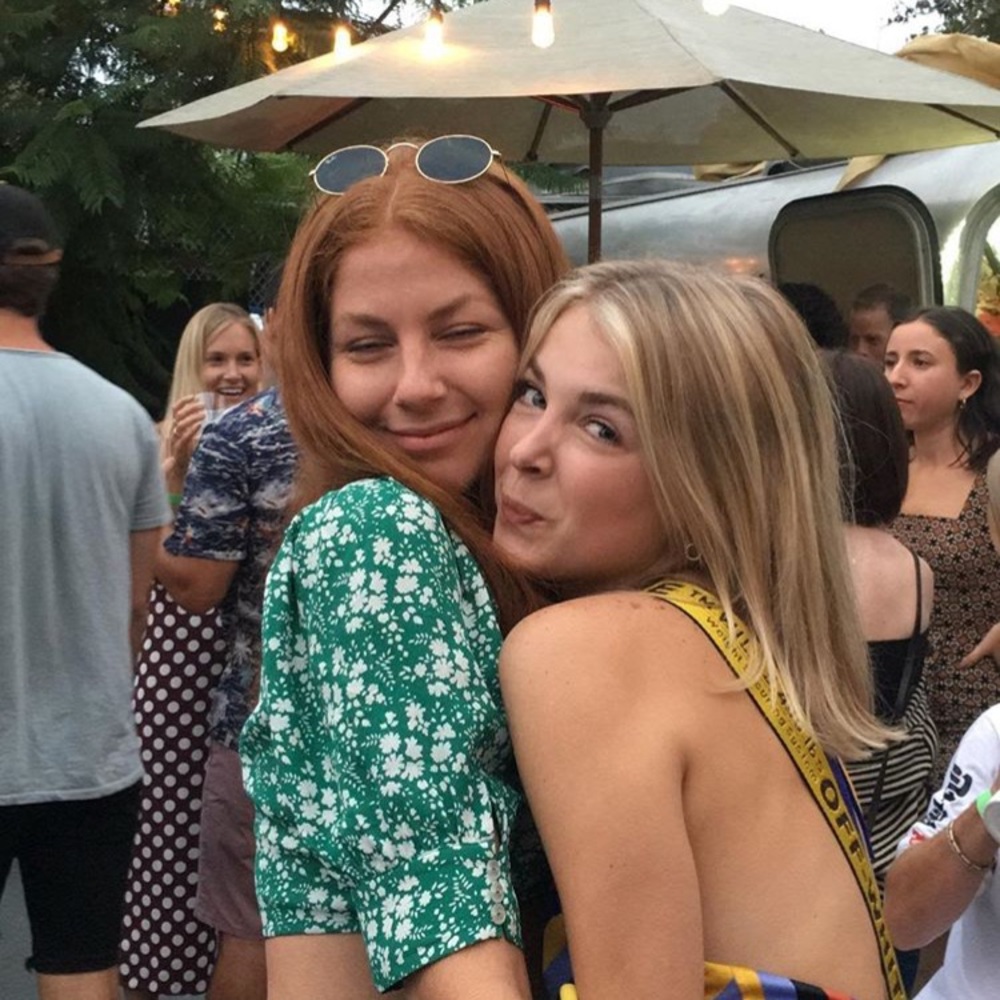 Meet your Posher, Olivia